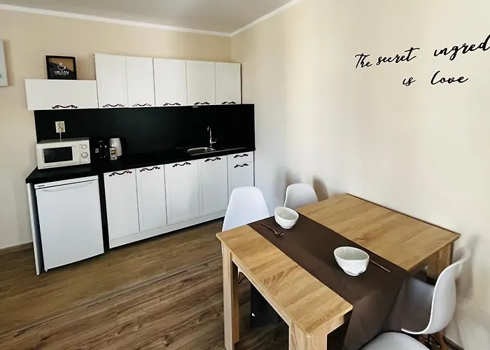 Blue Bay House Vendégház 4*