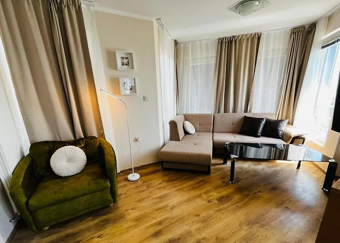 Къща за гости Blue Bay House Несебър