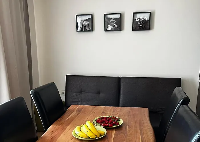 Къща за гости Blue Bay House Несебър