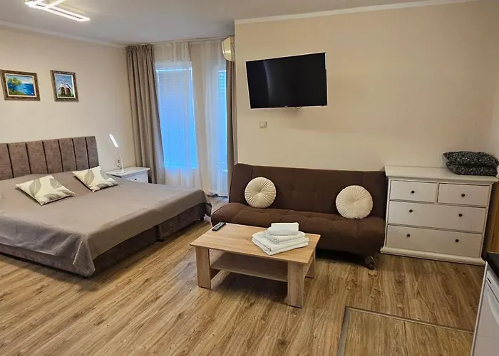 Къща за гости Blue Bay House