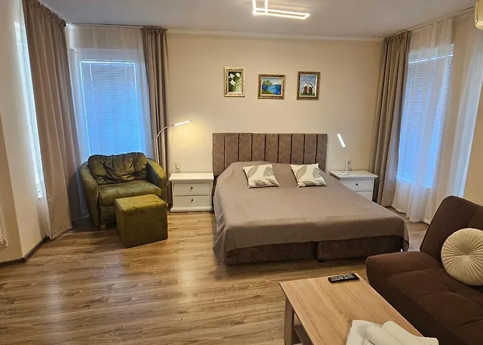 Blue Bay House Къща за гости Несебър