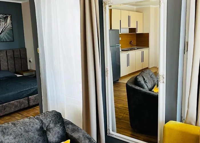 Blue Bay House Къща за гости 4*